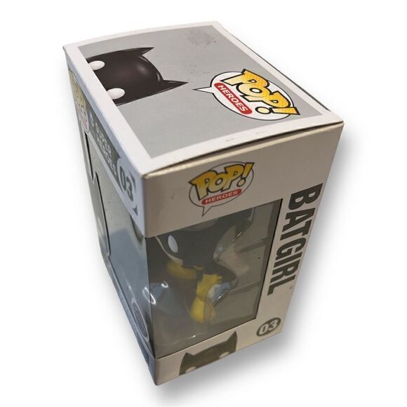 Funko Pop DC Super Heroes 03 Batgirl - Picture 2 of 5